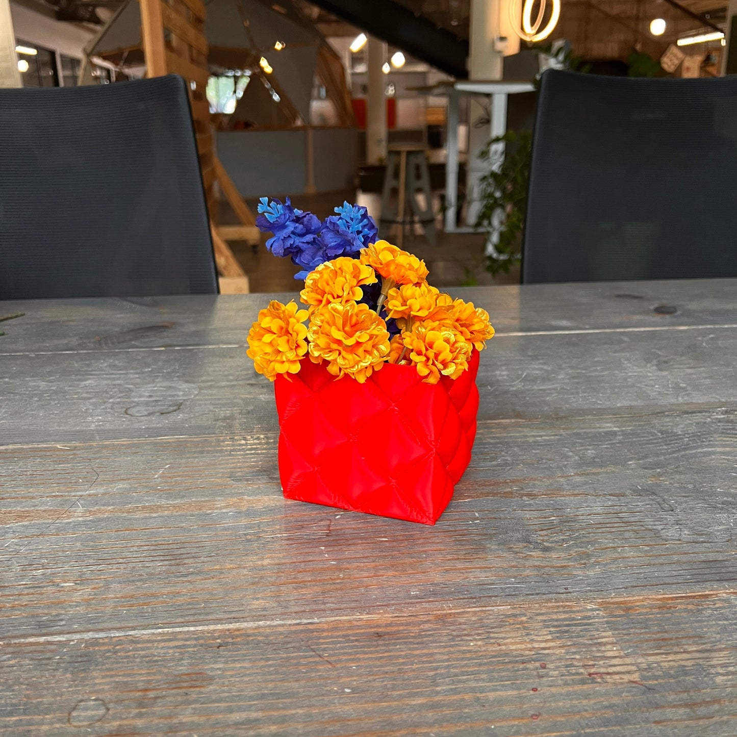 Inflated Diamond Soft Cloth Plant Pot