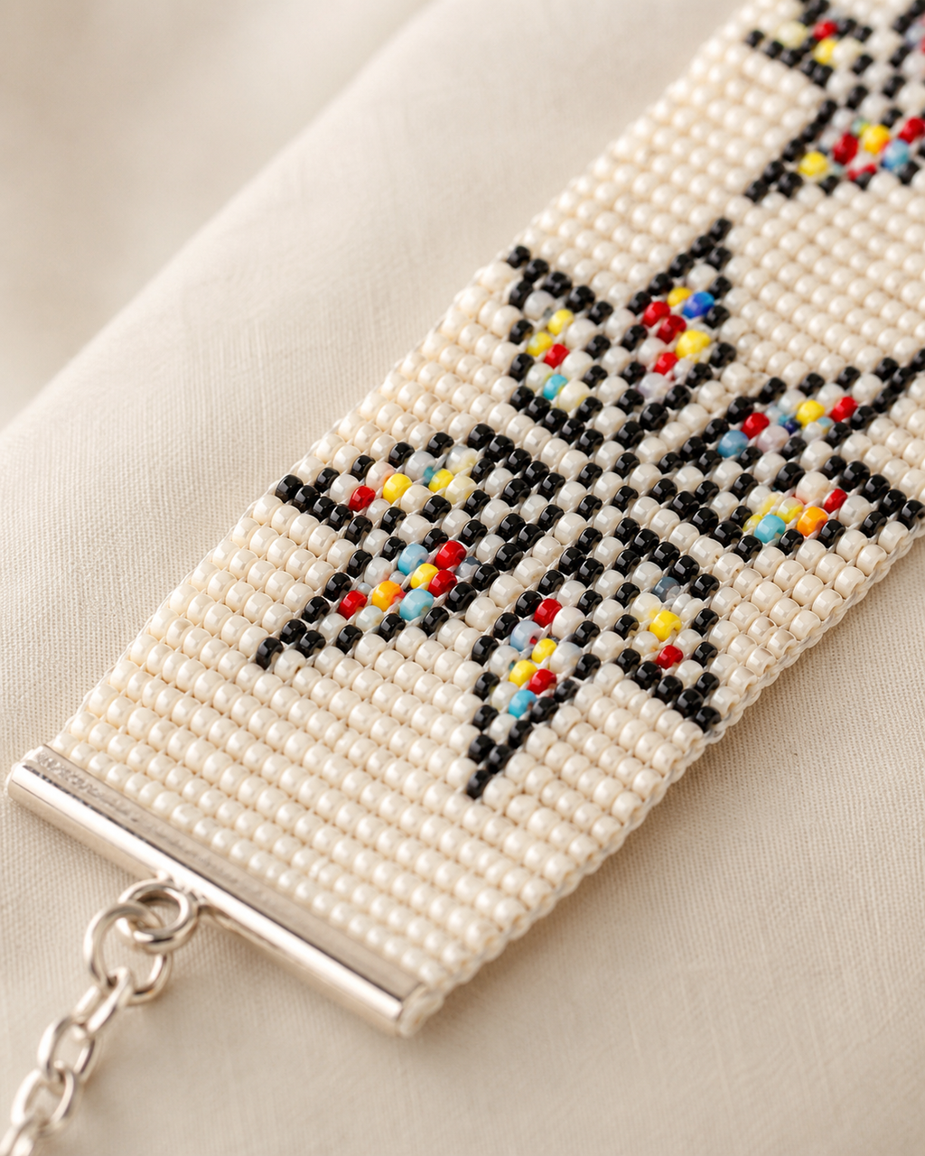 Ivory Geometric Star Beaded Bracelet